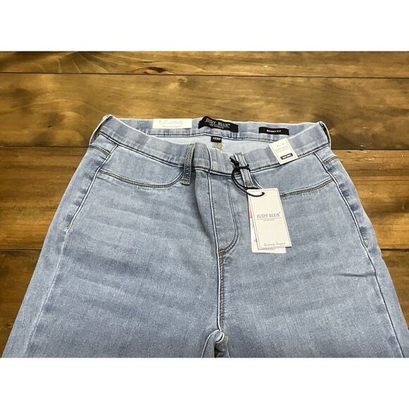 Judy Blue Mid Rise Pull-On Skinny Jegging Light Wash JB88254 NWT - Picture 3 of 11